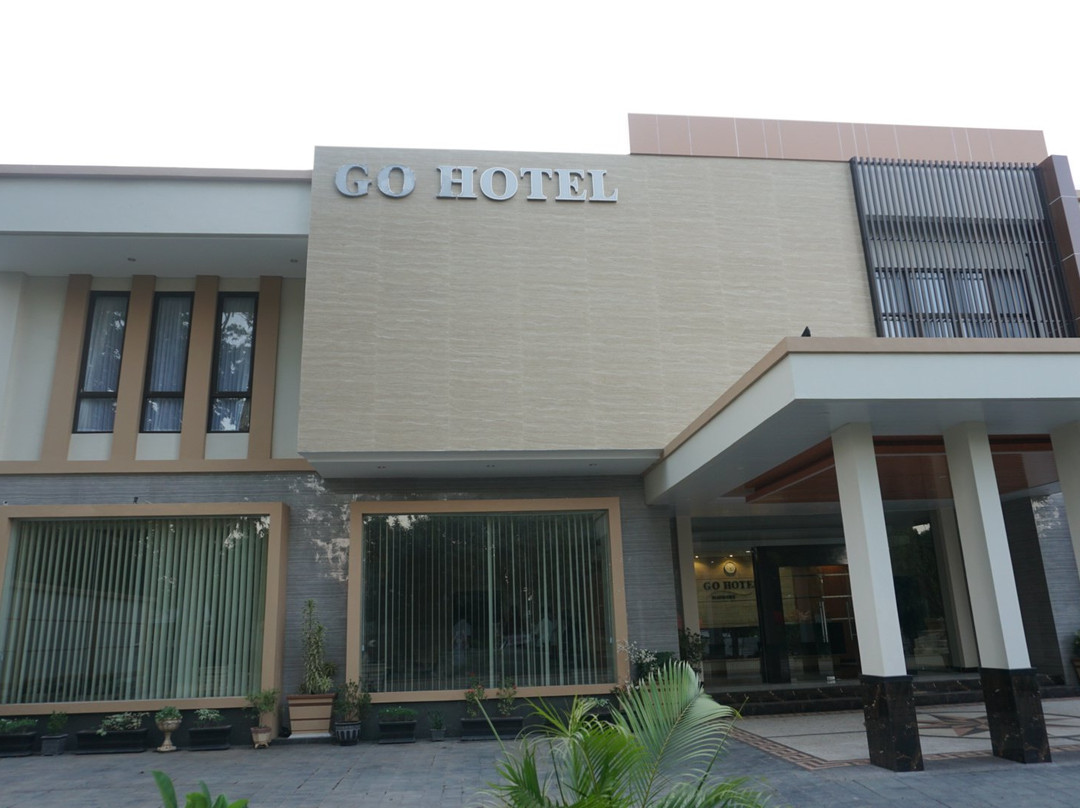 Go Hotel Maumere主图