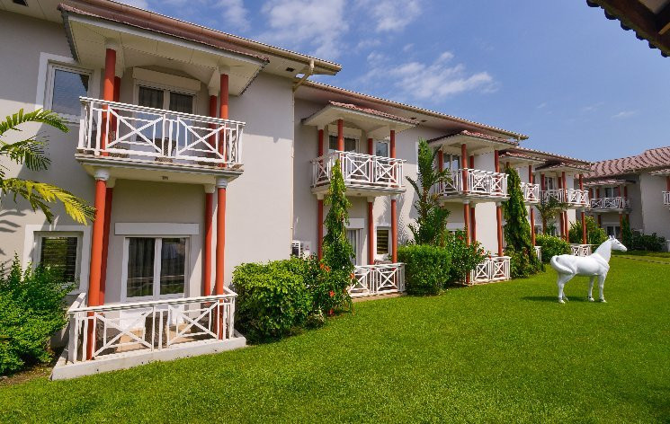 诺玛德公寓套房酒店主图