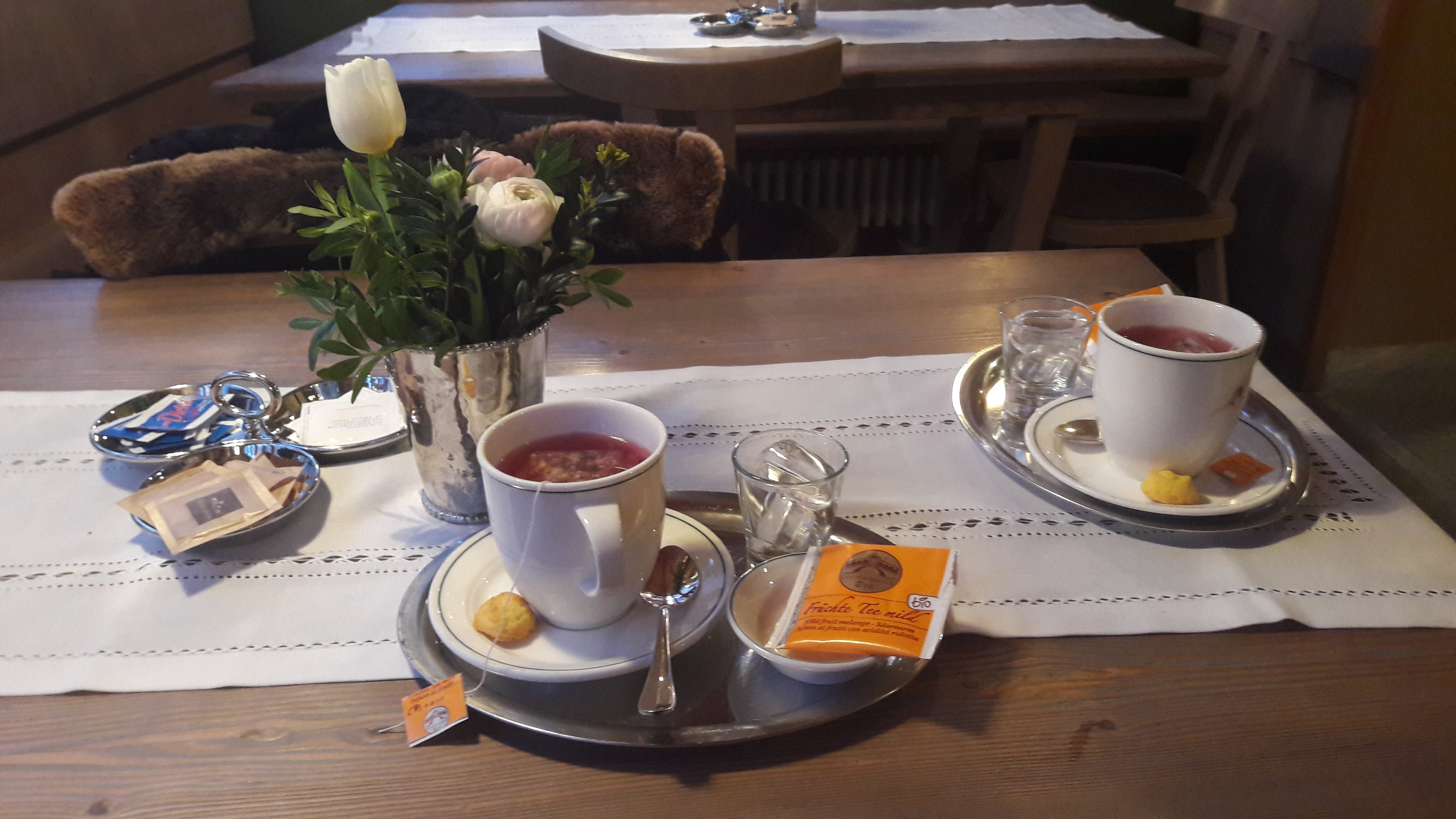 Goldene Rose Karthaus-餐饮