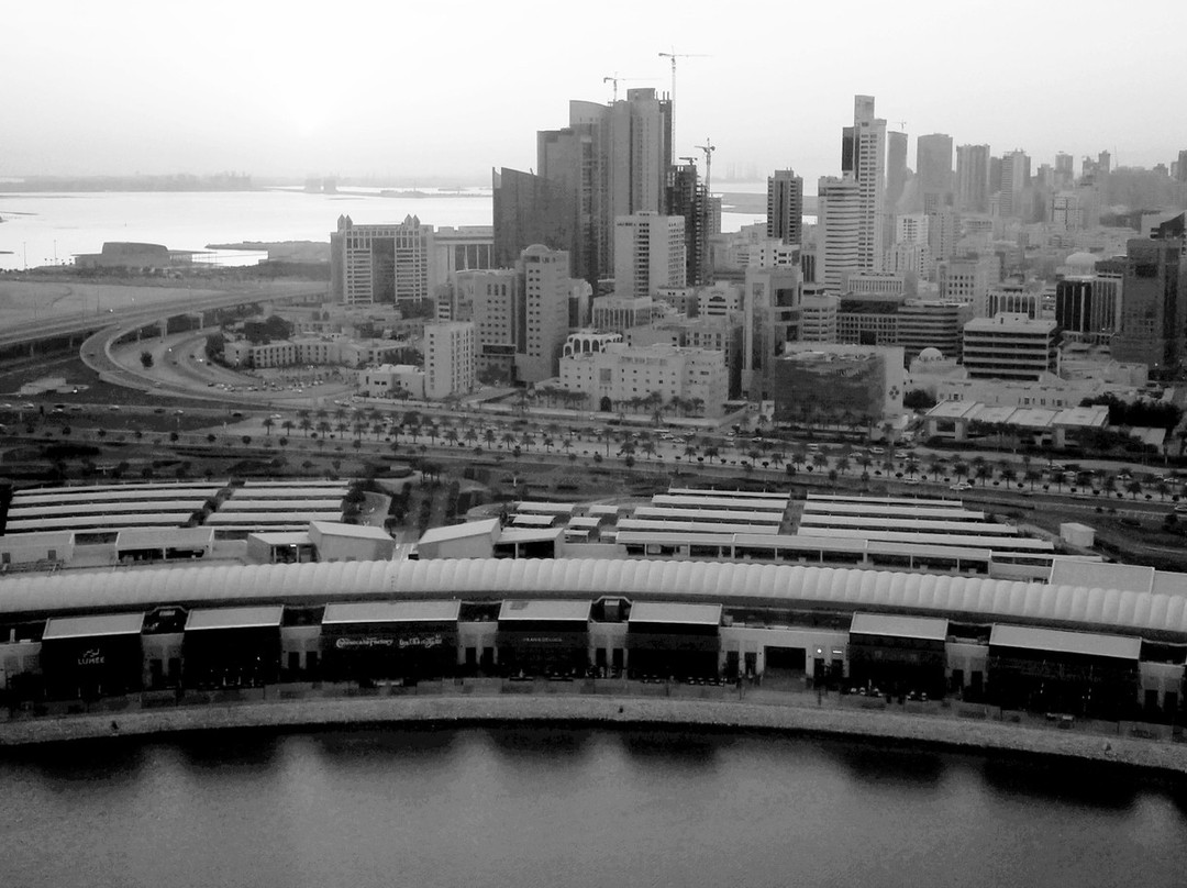 Four Seasons Hotel Bahrain Bay主图