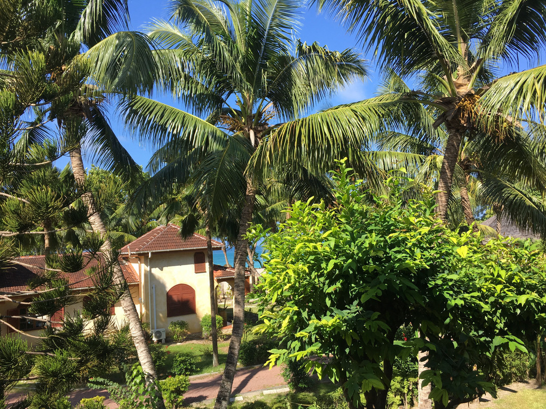 卡斯特罗海滩酒店主图