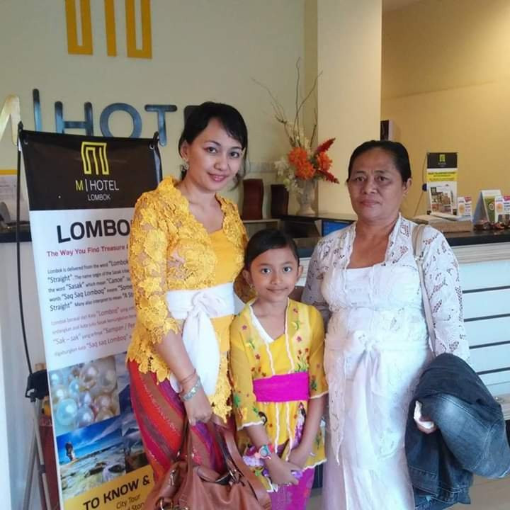 Suranadi酒店住宿-M Hotel