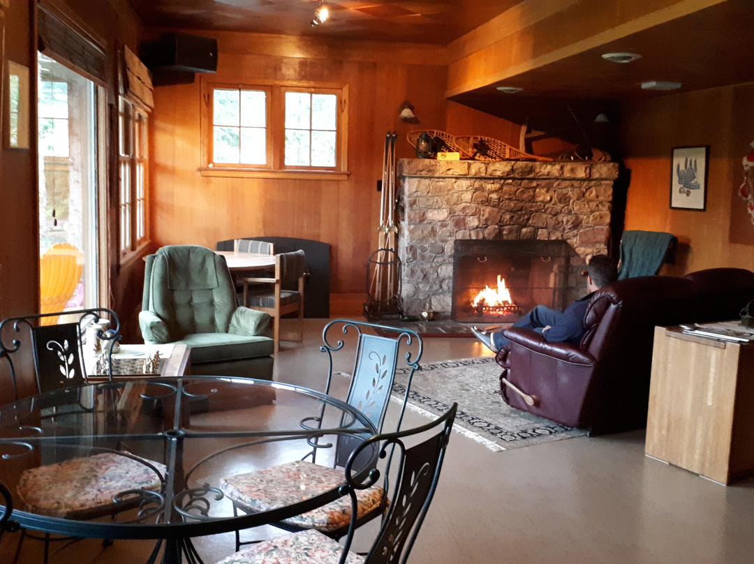 Bar F Ranch House主图