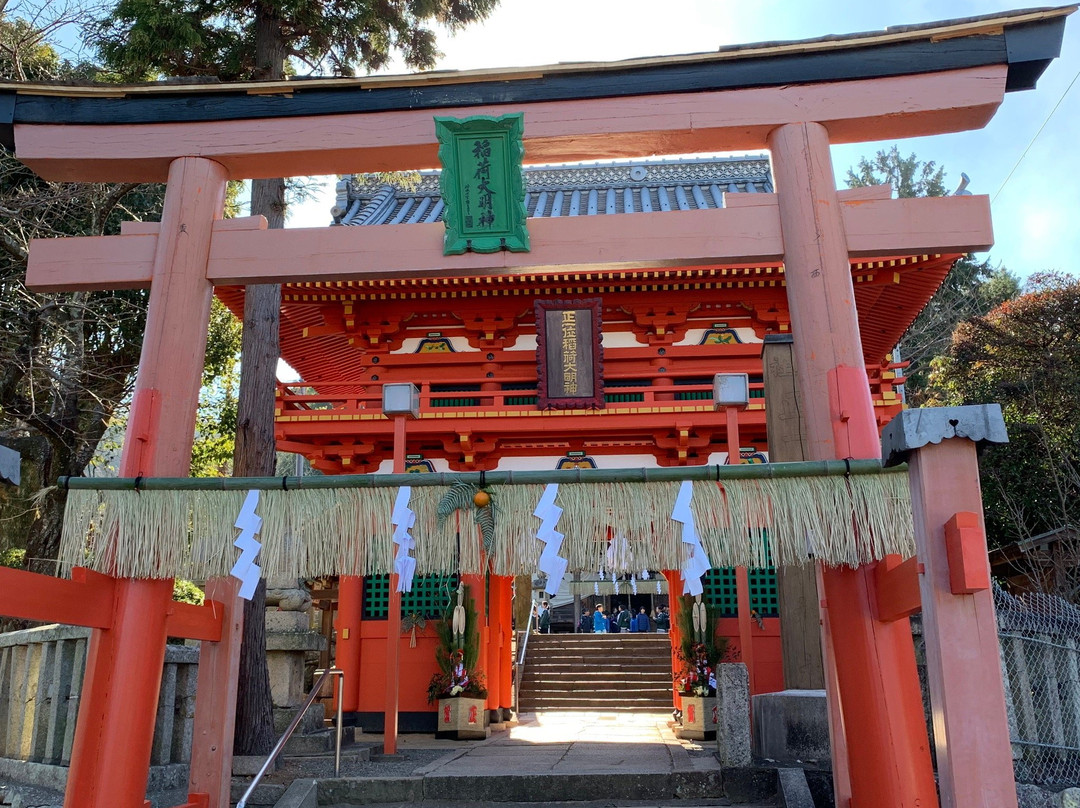 Iyonari Shrine景点图片