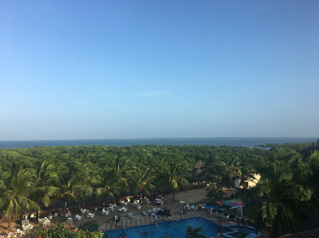 Tanga Beach Resort & Spa主图