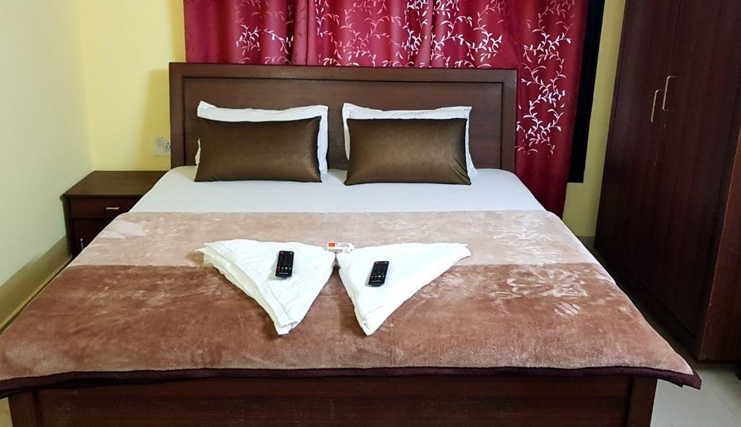 OYO 40193 Silver Oak主图