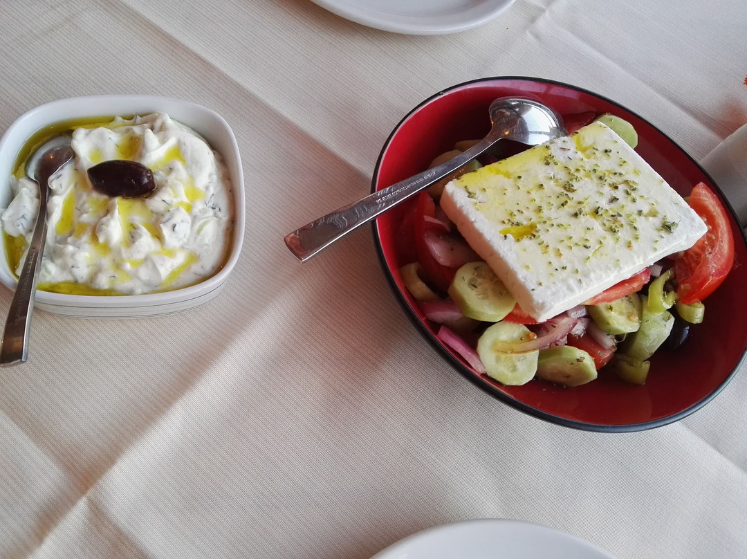 Mounda Beach Hotel主图