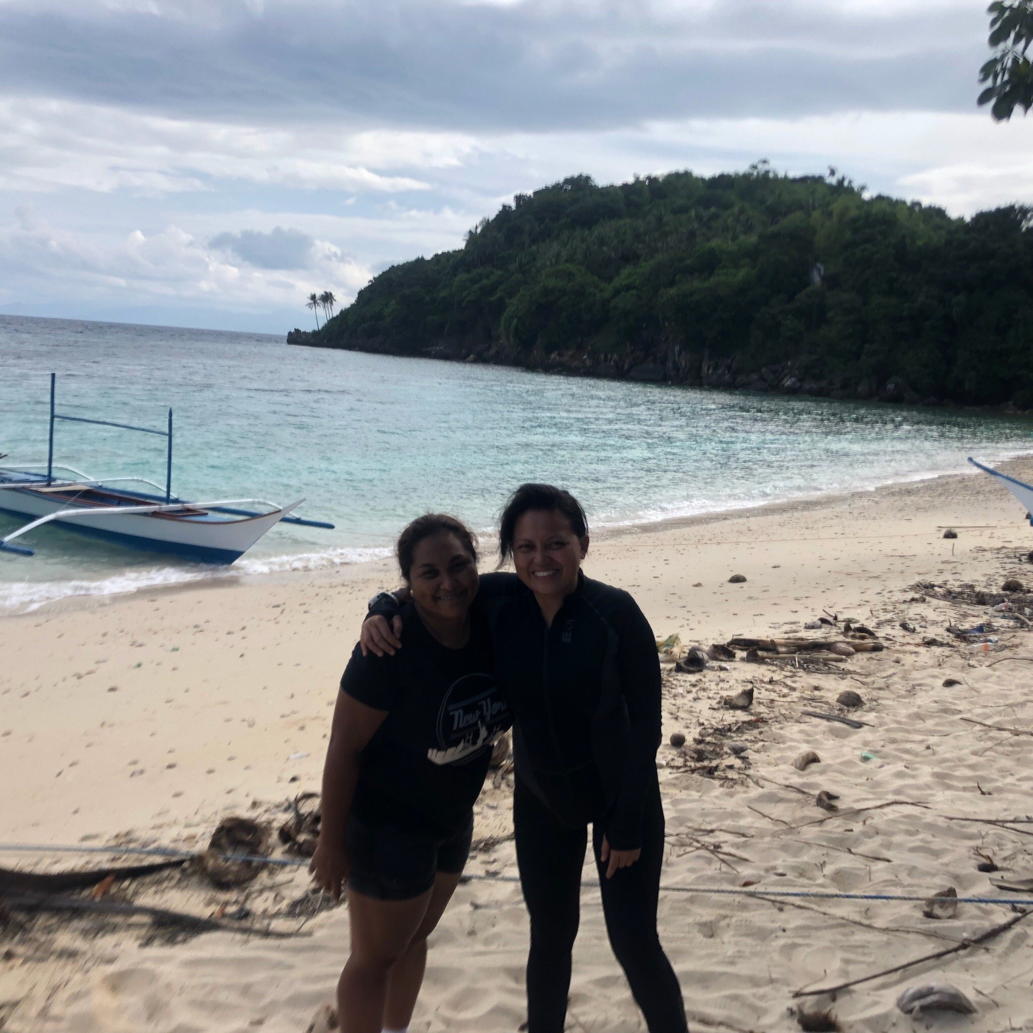 Romblon Fun Divers & Inn-泳池