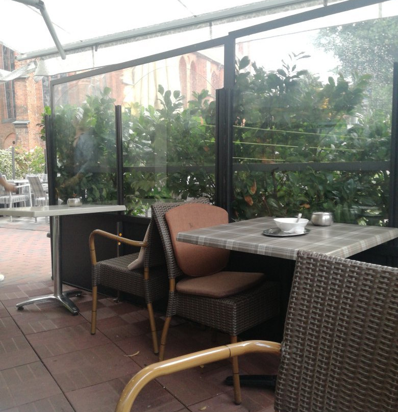 Piazza Cafe