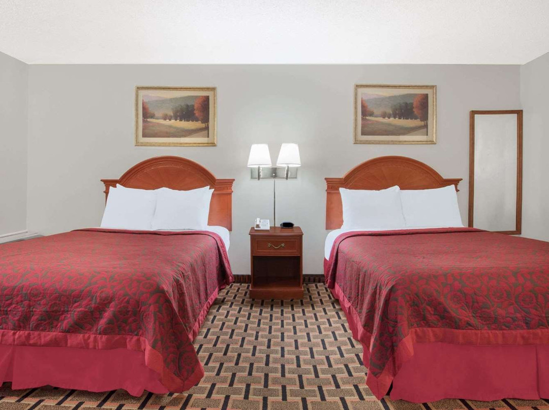 Days Inn Vernon主图