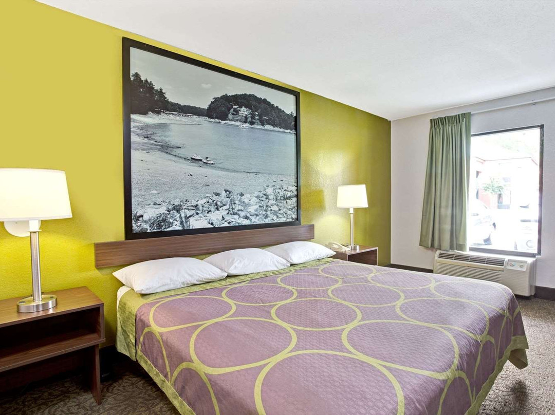 Super 8 by Wyndham Gainesville主图