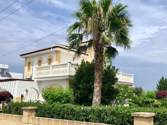 别墅俱乐部酒店主图