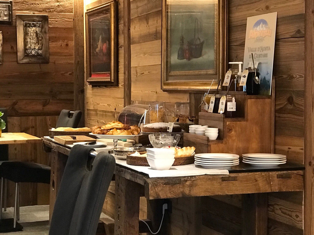 拉布里德阿米斯酒店
