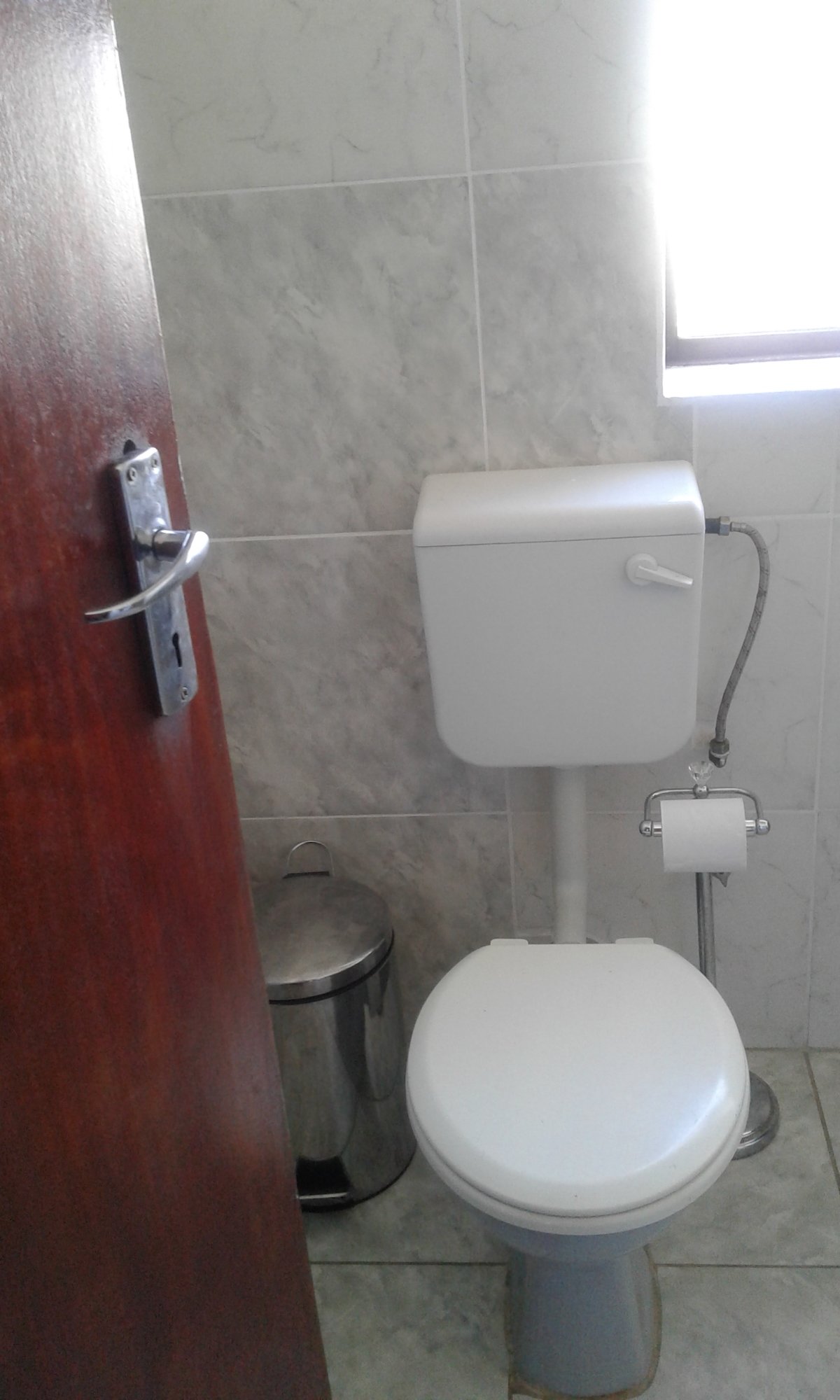 One One Guest House Kuils River-浴室