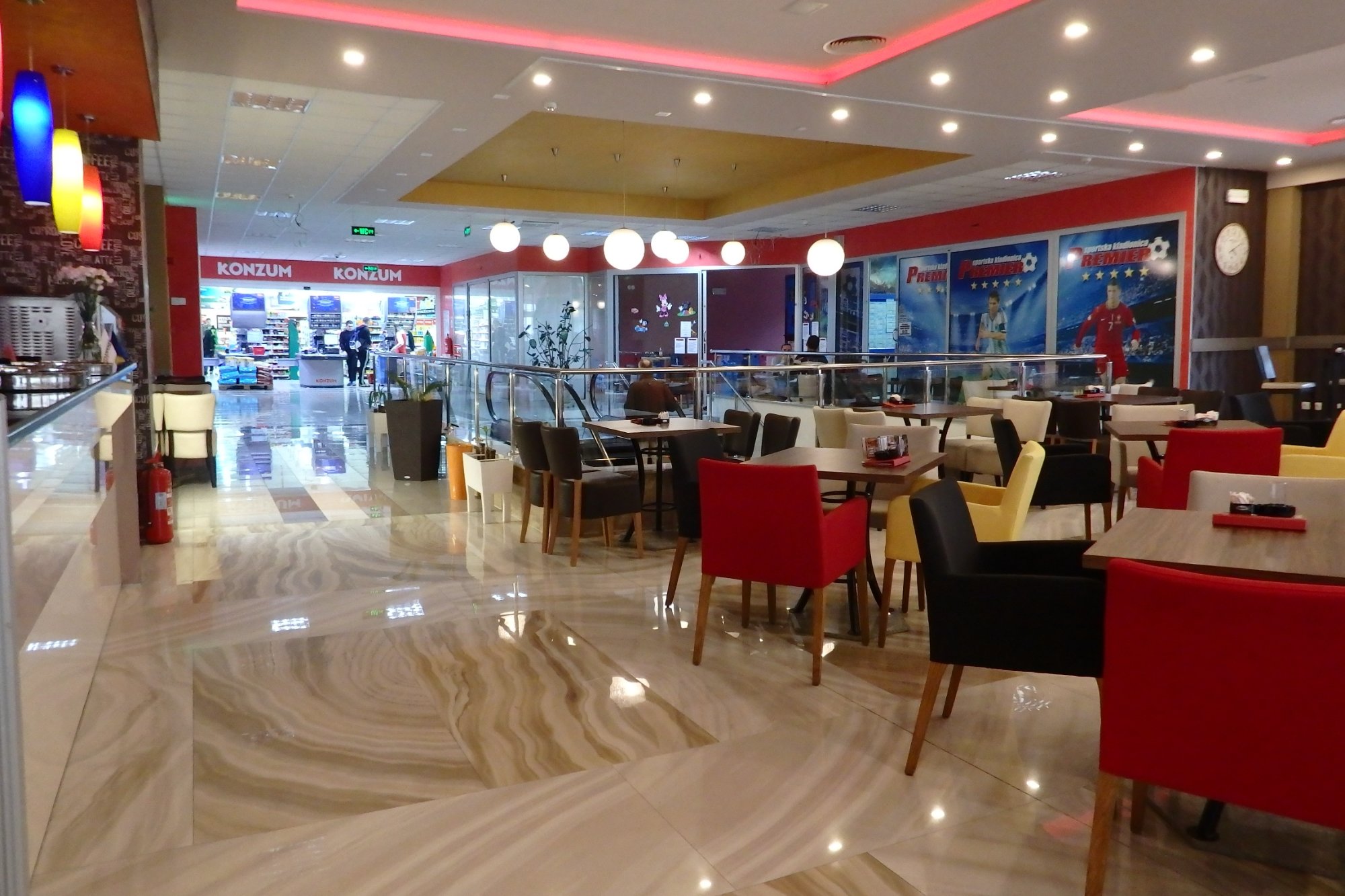Hotel Kljuc-餐饮