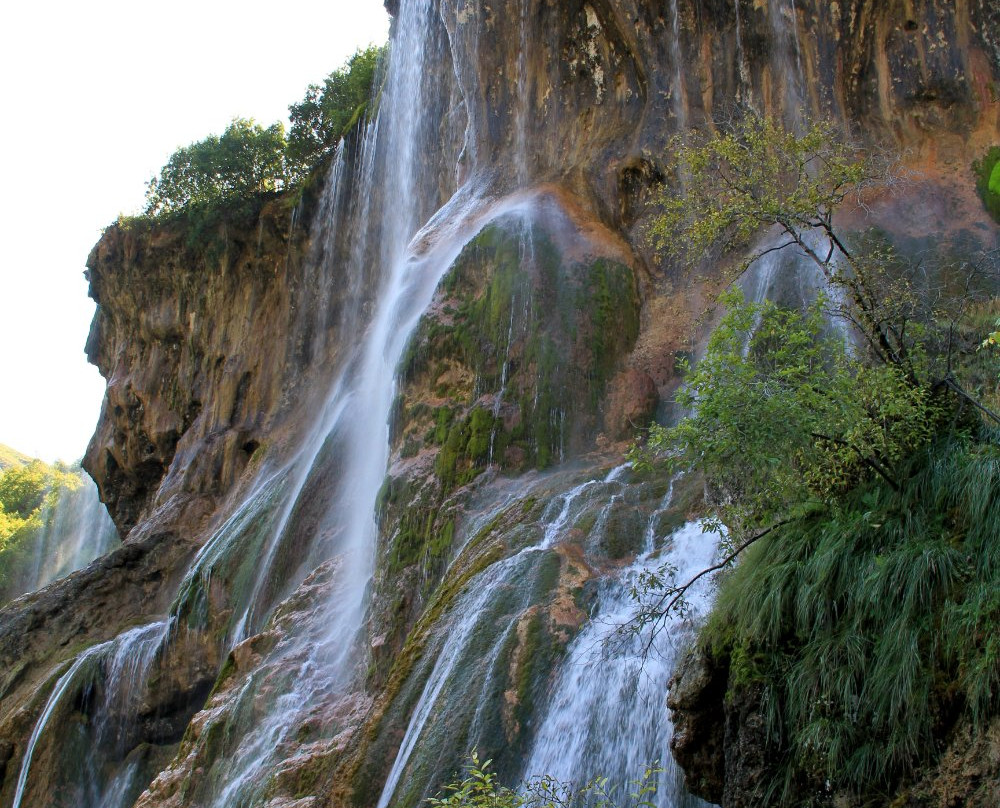 Gedmish Waterfalls景点图片