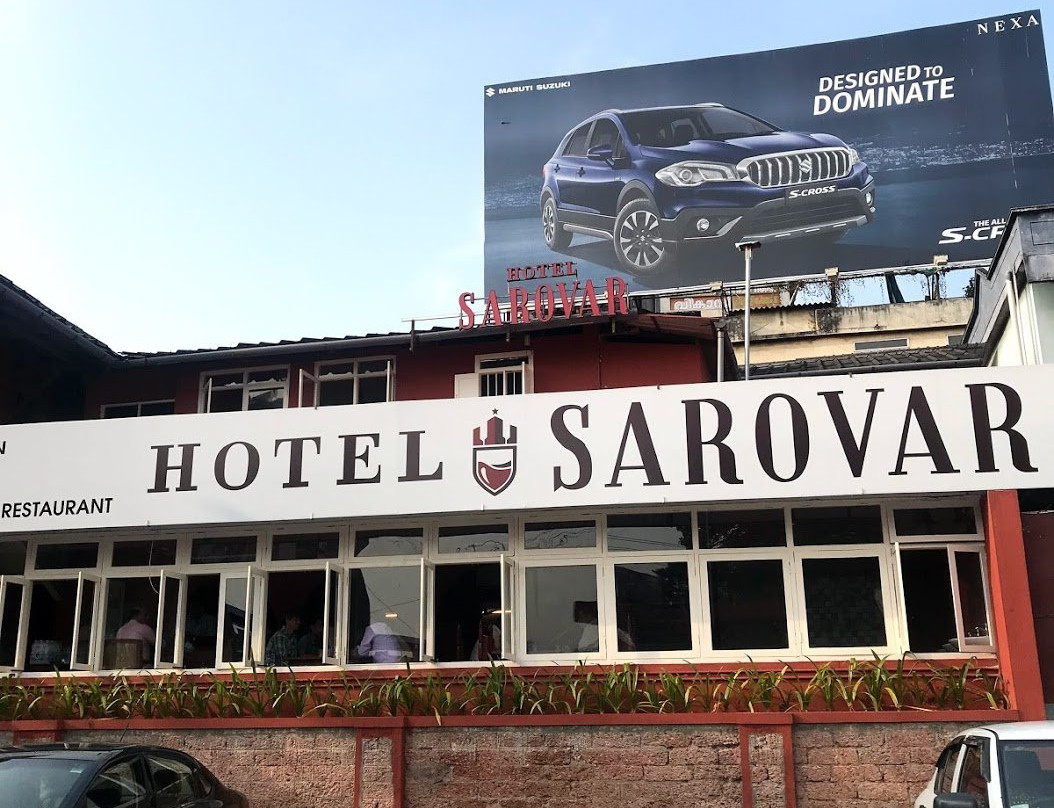 Hotel Sarovar