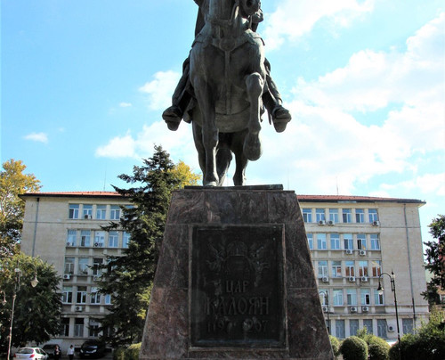 Monument of Tsar Kaloyan-瓦尔纳必去景点