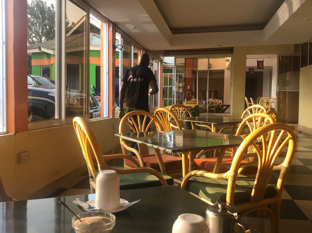 Greenvalle Hotel主图