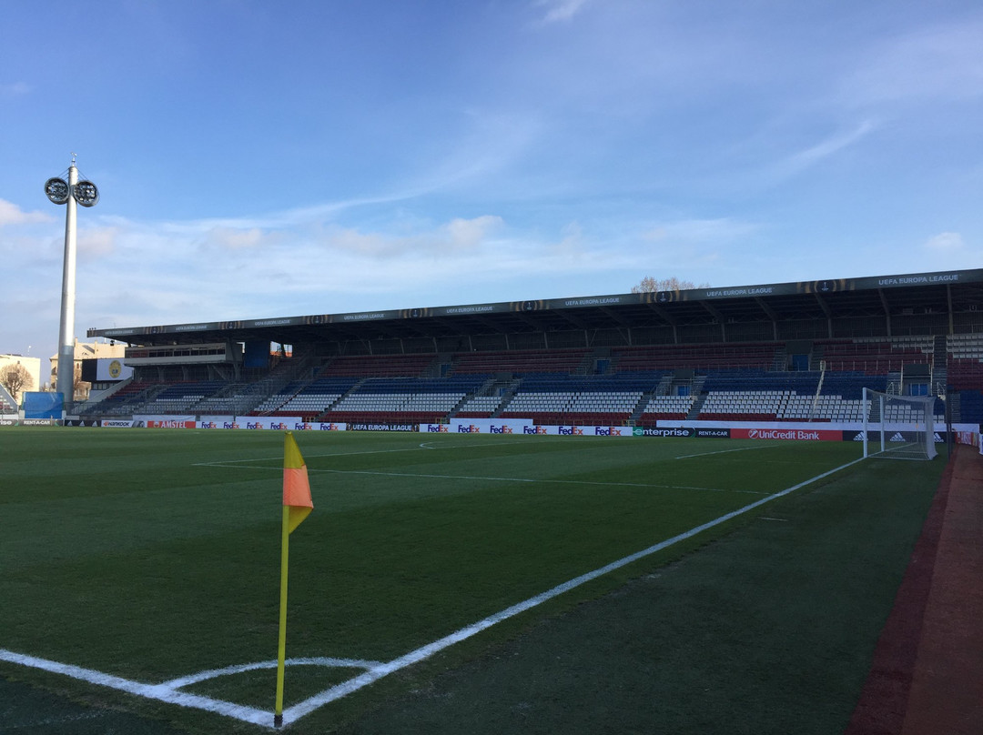 Andruv stadion-奥洛穆克必去景点