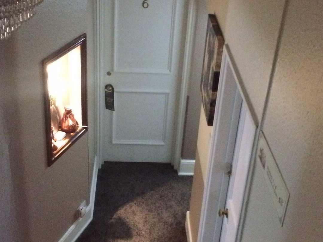 兰斯道恩酒店主图