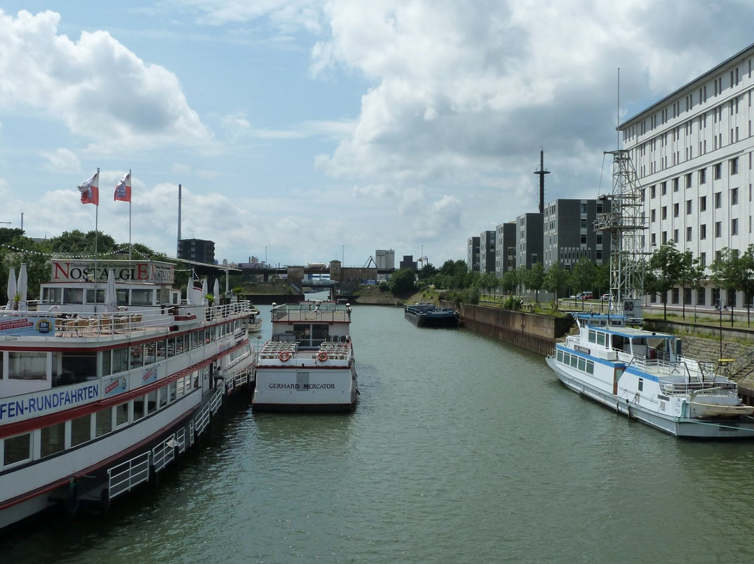 Schwanentorbrücke-杜伊斯堡必去景点