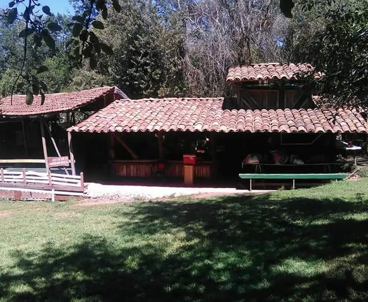 Centro Turistico Lawenco-Puren必去景点