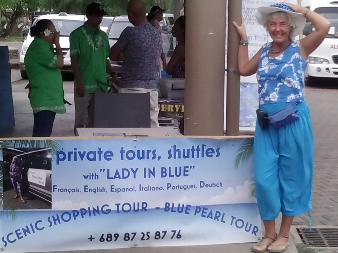 Moorea - Lady in blue-马哈雷帕必去景点