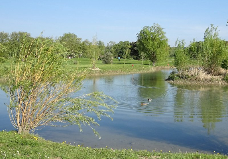 UGolf Avignon Chateaublanc景点图片