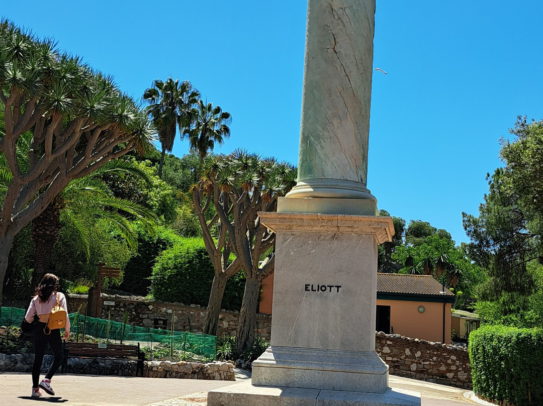 The Eliott Memorial-Gibraltar Town必去景点