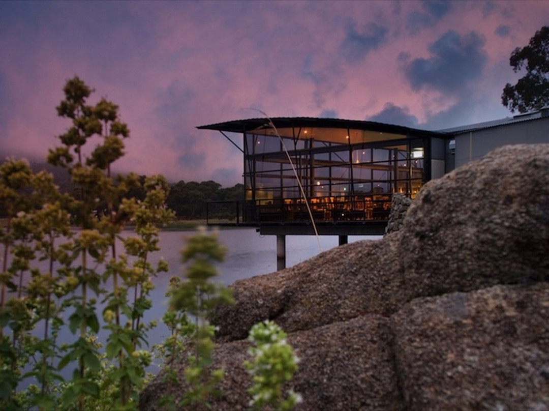 Cuisine Restaurant & Bar