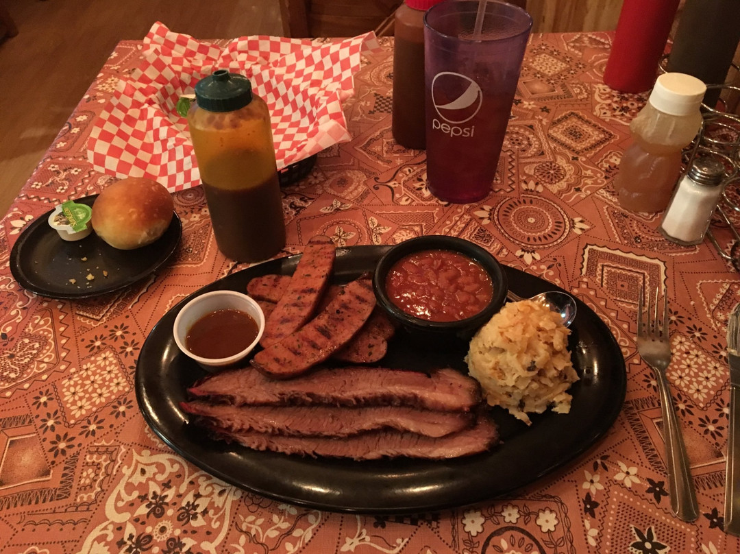Hole In The Wall Barbecue