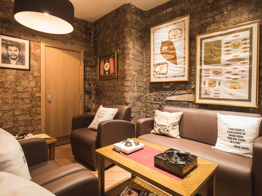 Turmeaus Cigars & Whisky-利物浦必去景点