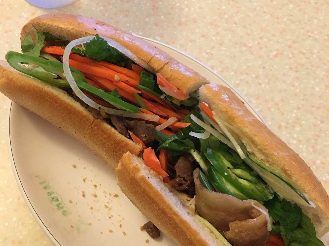 Pho Tai