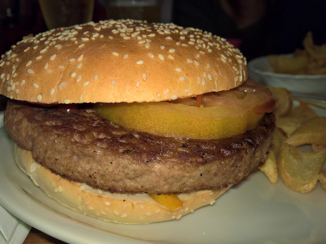 Monsano餐馆和美食-Blaster Music Pub