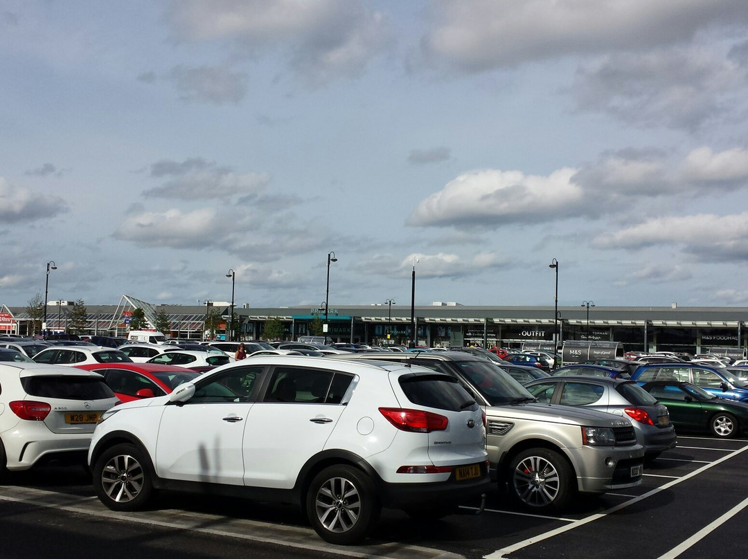 Broughton Shopping Park景点图片