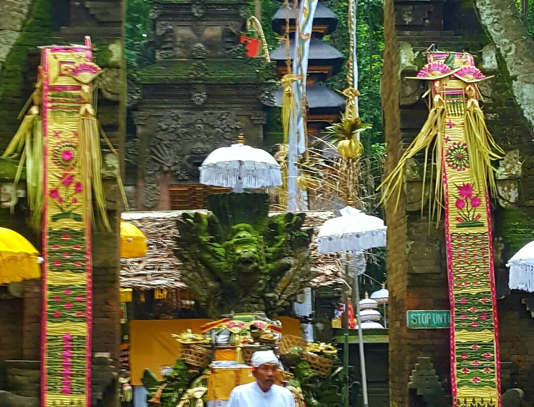 Pura Bukit Sari-阿比安塞马尔必去景点