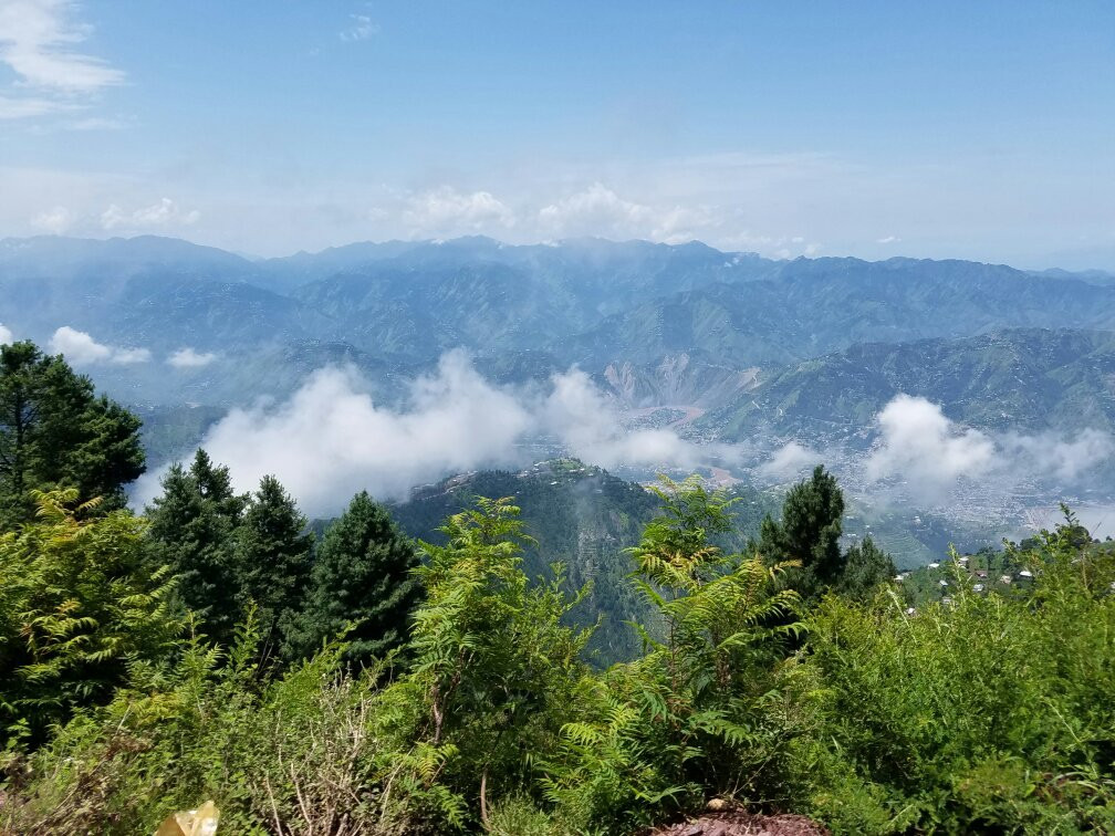 Azad Kashmir旅游景点-Pir Chinasi