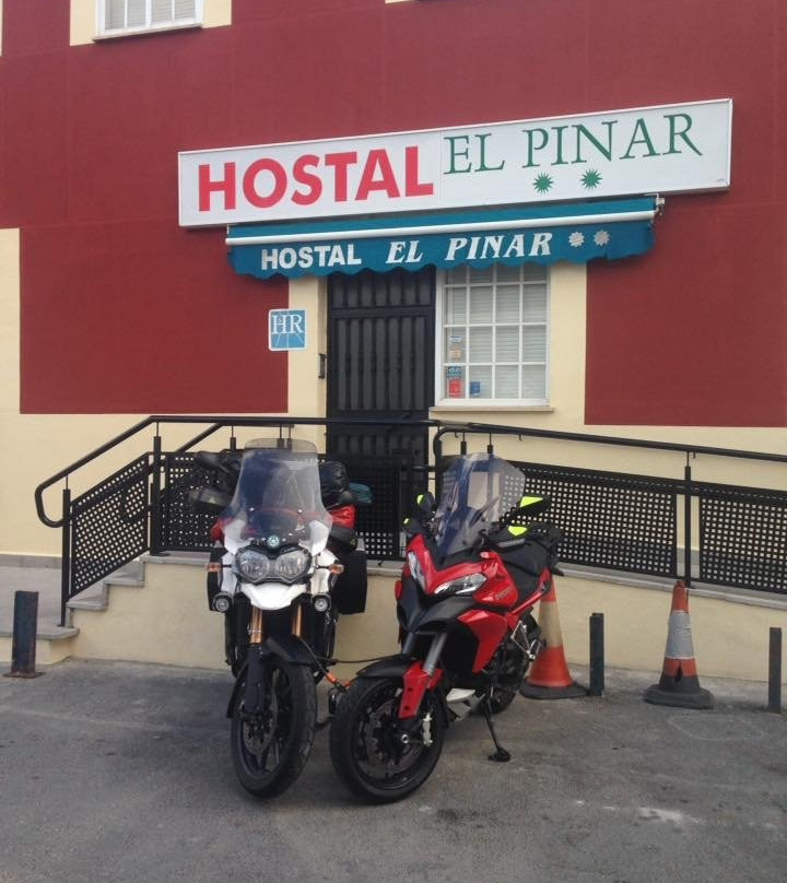 Hostal El Pinar de Avila主图