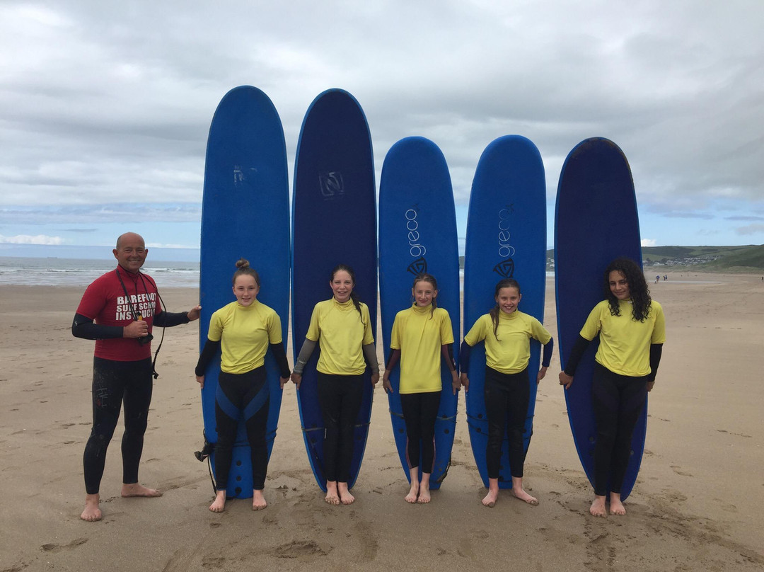 Barefoot Surf School景点图片