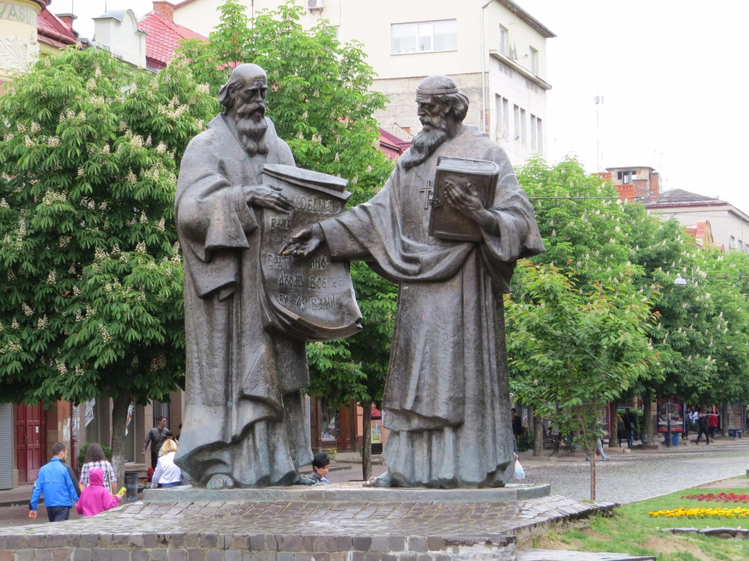 St. Cyril and Methodius Monument景点图片
