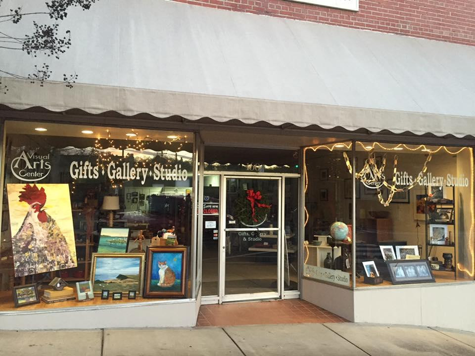 Rutherford County Visual Arts Center Gallery景点图片