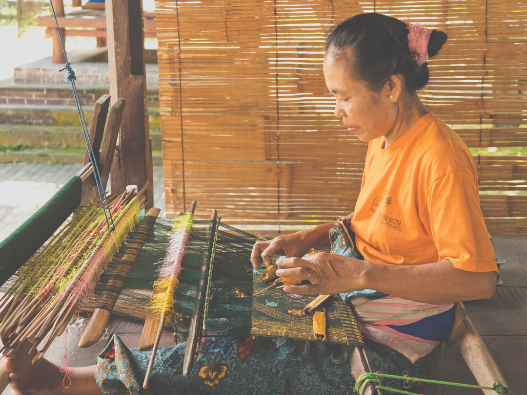 Dharma Setya Artshop-龙目岛必去景点