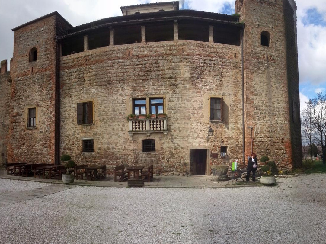 Castello di Valbona景点图片