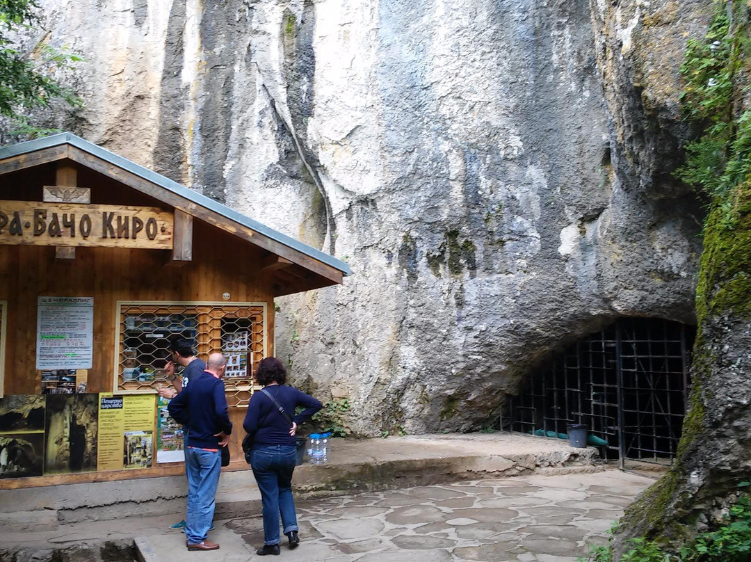 Bacho Kiro Cave - Dryanovo monastery-Dryanovo必去景点