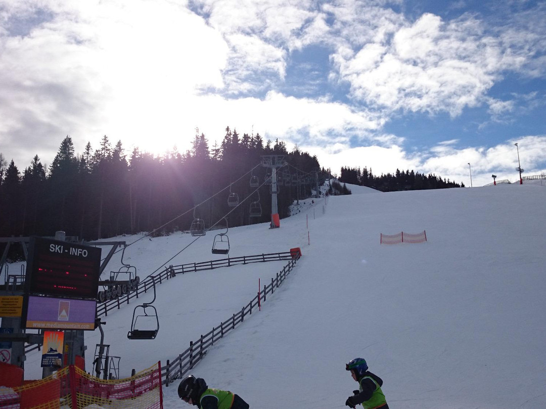 施泰纳赫邮政酒店主图