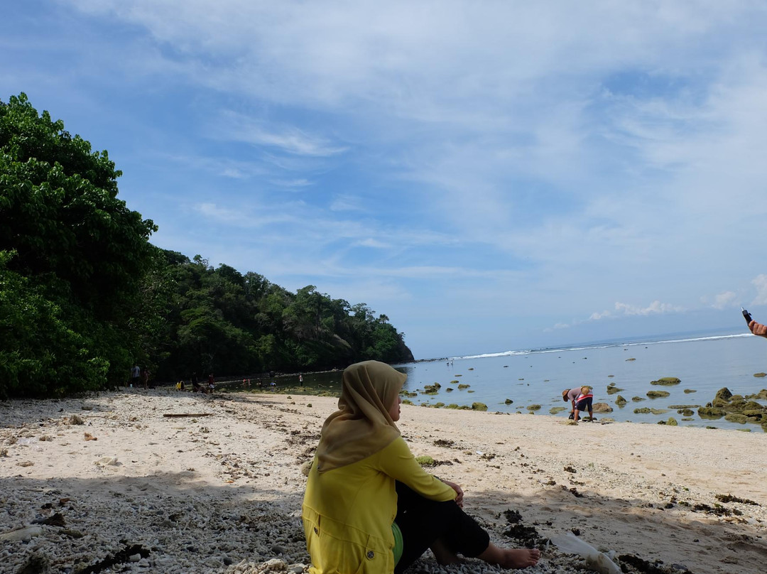 Pasir Putih Beach-庞岸达兰必去景点