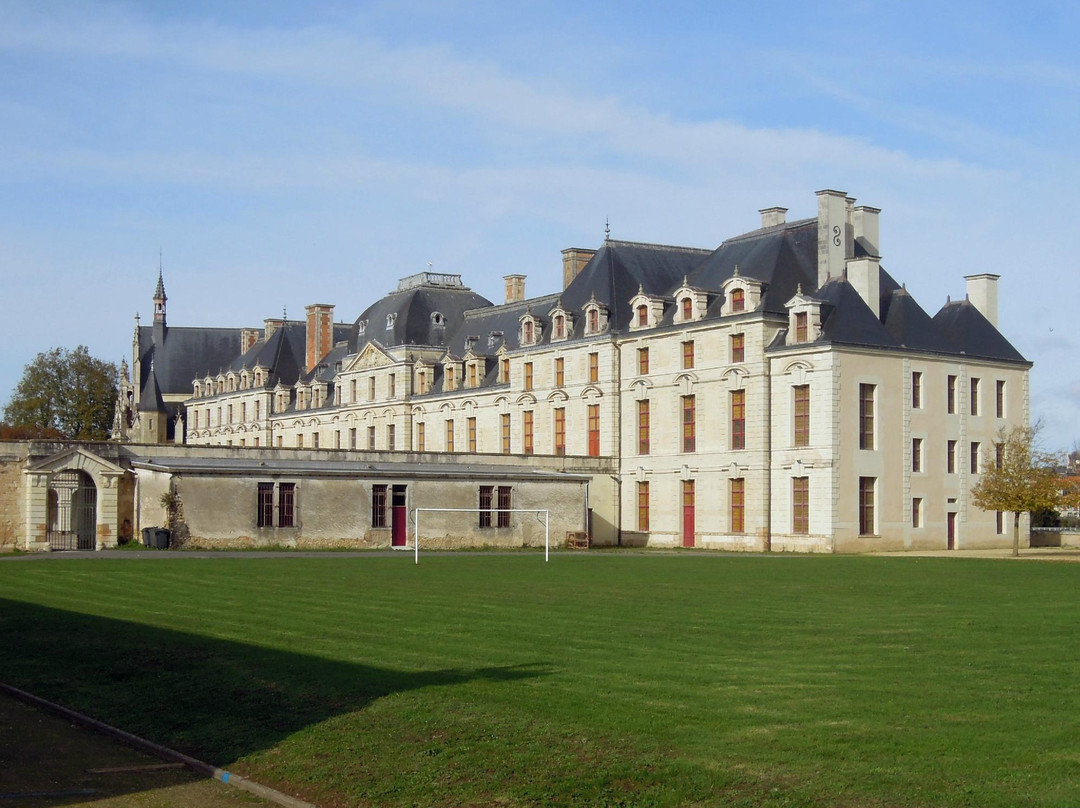 Chateau des Ducs de La Tremoille景点图片