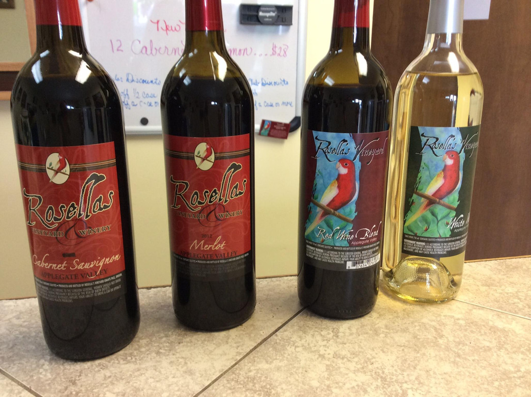 Rosella's Vineyard and Winery-格兰茨帕斯必去景点