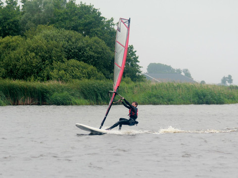 Zeilschool en Surfschool Neptunus-Idskenhuizen必去景点